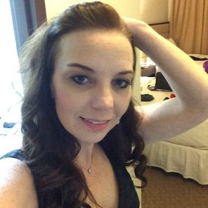 Meet your Posher, Jaclyn